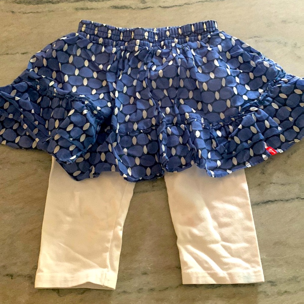 Girls size 3 skirt with shorts